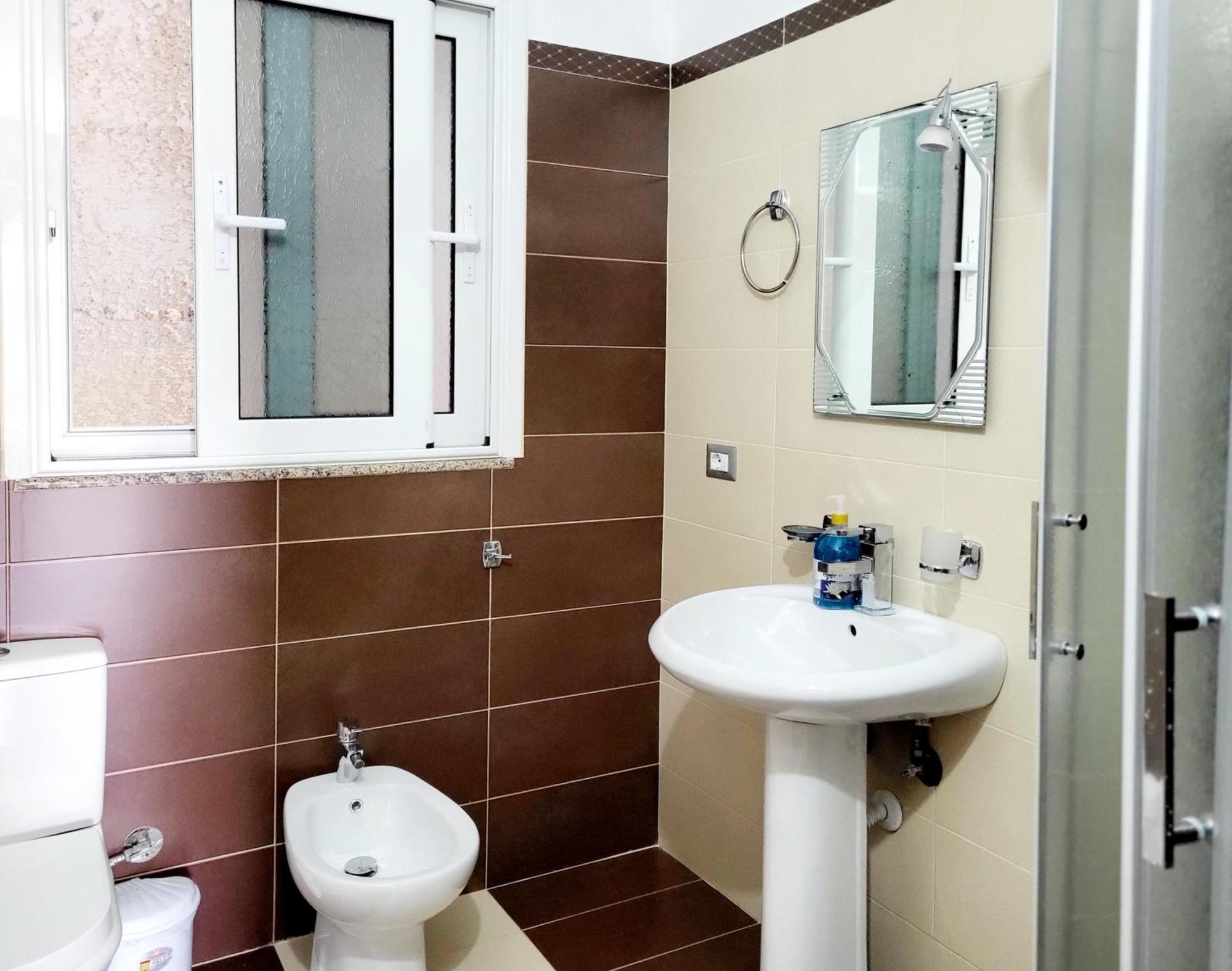 Appartement Vila Sulozeqi à Saranda Extérieur photo